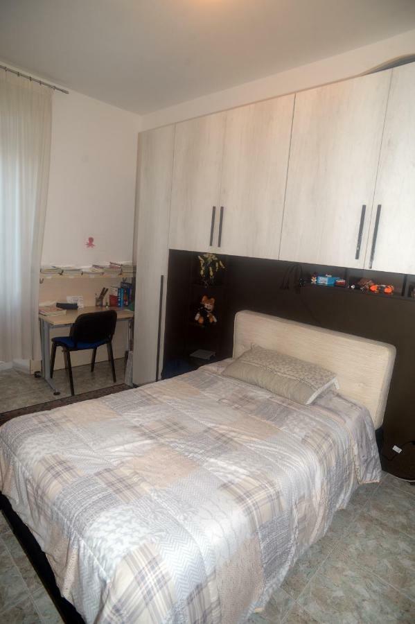 Casa Graziella Apartment เปสการา ภายนอก รูปภาพ